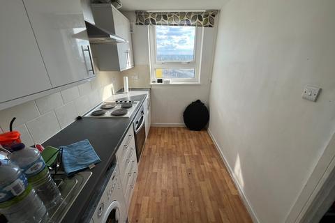 1 bedroom flat to rent, Ayley Croft, Enfield EN1