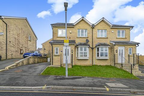 3 bedroom semi-detached house for sale, Keighley Close, Halifax HX2