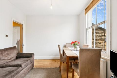 3 bedroom apartment to rent, Bolingbroke Grove, SW11