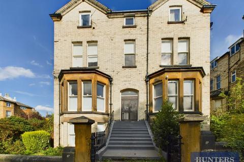 3 bedroom flat for sale, Lisvane Flats, Fulford Road, Scarborough, North Yorkshire