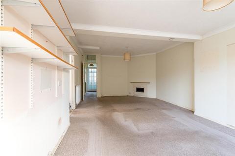 14 Beech Road, Rushmere St Andrew, Ipswich, IP5 1AN