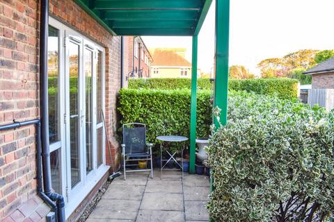 3 bedroom ground floor flat for sale, Stuart Road, Highcliffe, Christchurch, BH23