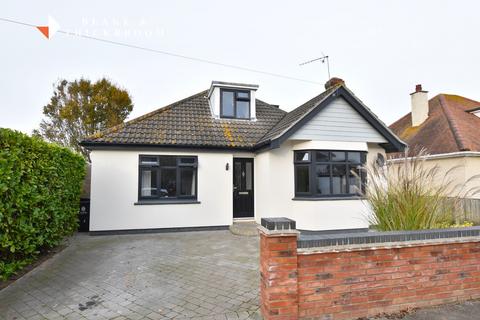 4 bedroom chalet for sale, Hereford Road, Holland on Sea