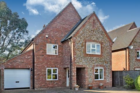 4 bedroom detached house for sale, Pearsons Road, Holt NR25