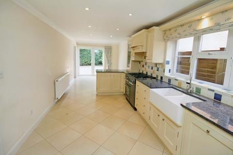 4 bedroom detached house for sale, Pearsons Road, Holt NR25