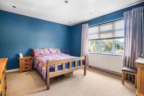 45 Moor Road, Leeds, LS6 4BG