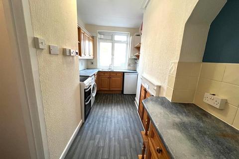 2 bedroom flat to rent, Terrace Road, Aberystwyth