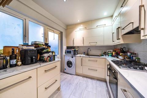 2 bedroom maisonette for sale, Highgate,  London,  N10,  N10