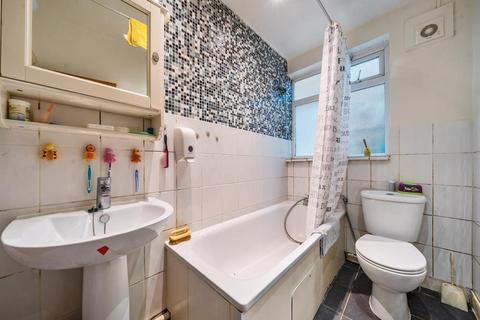 2 bedroom maisonette for sale, Highgate,  London,  N10,  N10