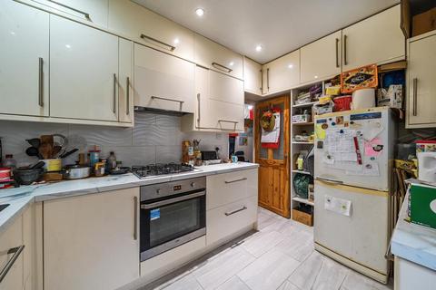 2 bedroom maisonette for sale, Highgate,  London,  N10,  N10