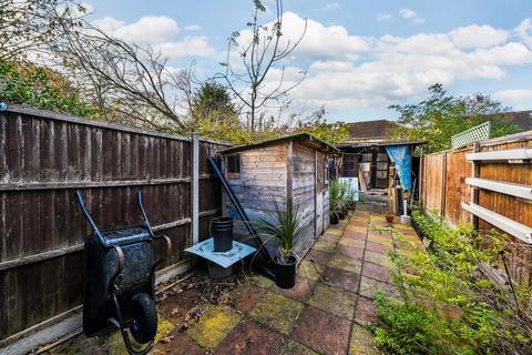 2 bedroom maisonette for sale, Highgate,  London,  N10,  N10