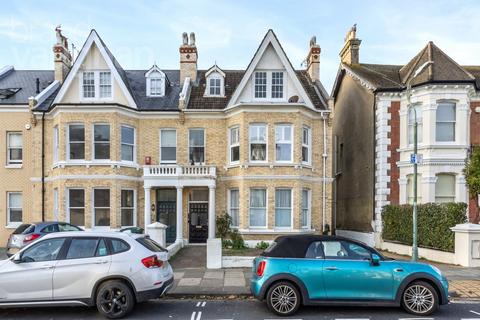 2 bedroom flat for sale, Sackville Gardens, Hove, East Sussex, BN3