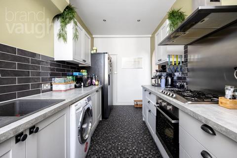 2 bedroom flat for sale, Sackville Gardens, Hove, East Sussex, BN3