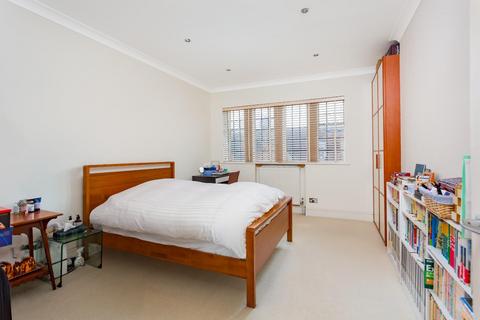 2 bedroom flat to rent, Tudor Close, Belsize Park NW3