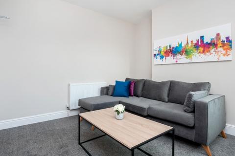 4 bedroom flat to rent, Tyndale Avenue, Bristol BS16