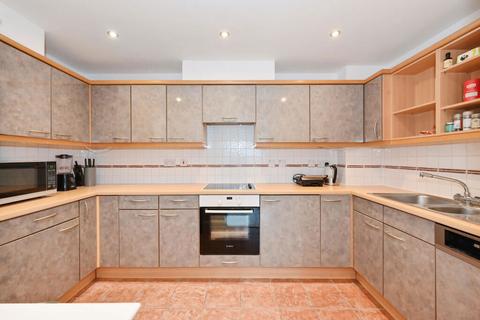 2 bedroom flat for sale, 42 Narrow Street, London, London, E14 8DJ