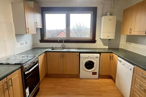 3 bedroom flat to rent, Dalderse Avenue, Falkirk, FK2