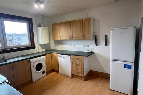 3 bedroom flat to rent, Dalderse Avenue, Falkirk, FK2