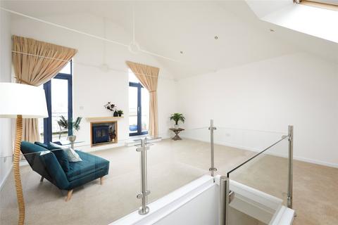 2 bedroom penthouse for sale, The Quays, Cumberland Road, Bristol, BS1