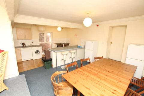 8 bedroom maisonette to rent, Cheltenham Road, Bristol BS6