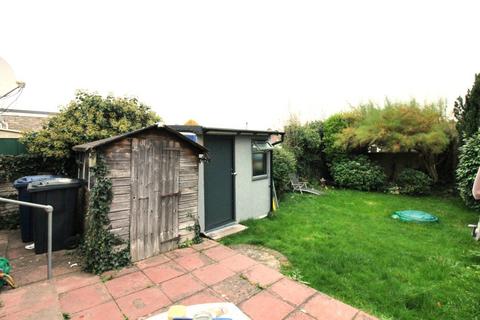 2 bedroom bungalow for sale, Greenford Road, Greenford, Ealing, UB6