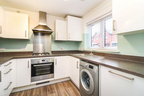 2 bedroom semi-detached house to rent, Gillspenny Way, Wootton, Bedford