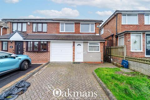 3 bedroom semi-detached house to rent, Corinne Close, Birmingham B45