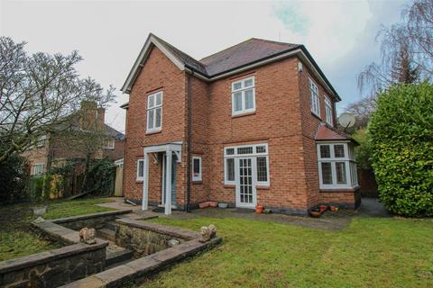 4 bedroom detached house to rent, West Bank Avenue, Derby DE22