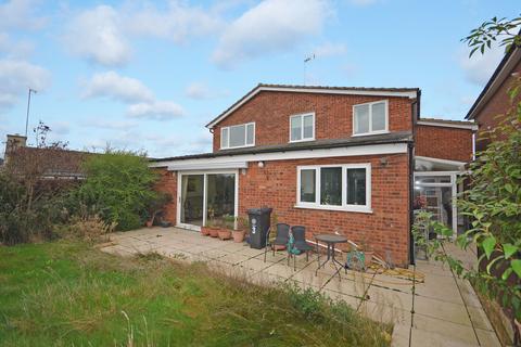 5 bedroom detached house for sale, Derling Drive, Raunds