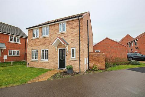 3 bedroom detached house for sale, Glebe Drive, Newmarket CB8