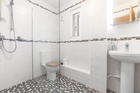 216 Lucerne Close, Cambridge, CB1 9SB