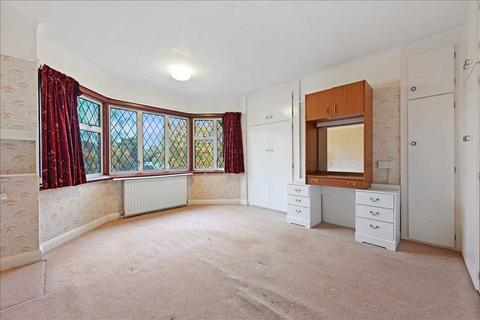 11 Woodbury Drive, Sutton, SM2 5RA