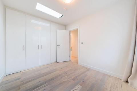 2 bedroom apartment to rent, Sudbrook Lane,  Richmond,  TW10