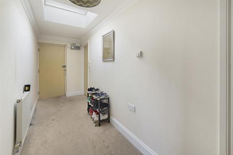 2 bedroom apartment for sale, Maidstone Road, Paddock Wood