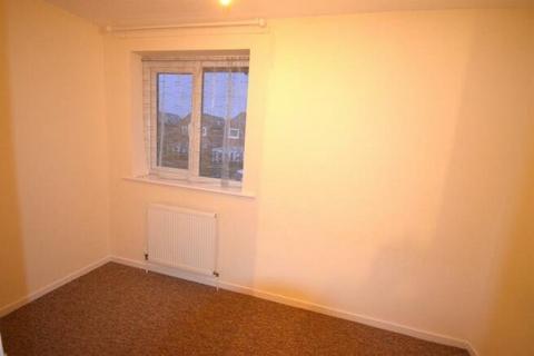 2 bedroom terraced house to rent, Ryecroft, Hampshire PO14