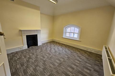 Property to rent, Grosvenor Road