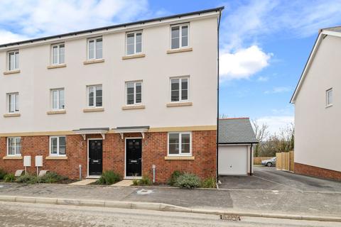 3 bedroom end of terrace house for sale, Plot 183 The Tors, Tavistock