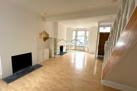 2 bedroom terraced house to rent, Raynham Avenue, London, N18 2BT