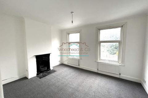 2 bedroom terraced house to rent, Raynham Avenue, London, N18 2BT