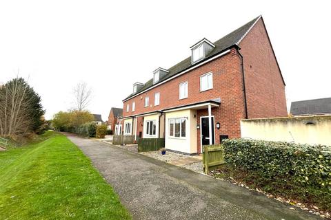 4 bedroom end of terrace house for sale, St. Thomas Way, Hawksyard, Rugeley