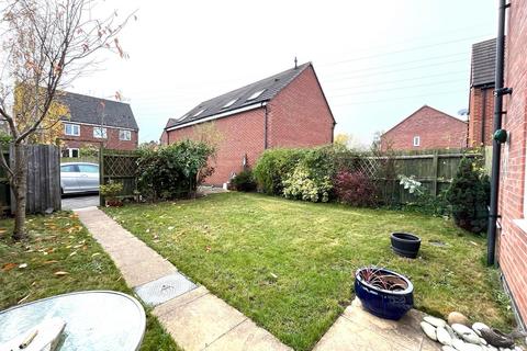 4 bedroom end of terrace house for sale, St. Thomas Way, Hawksyard, Rugeley