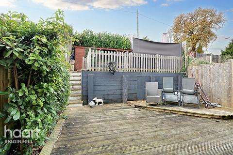 8 Challock Close, Biggin Hill, Westerham, TN16 3XP