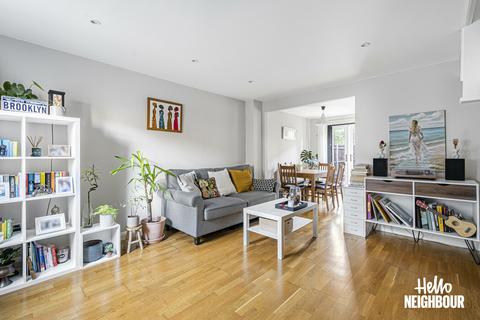 2 bedroom end of terrace house to rent, Isambard Place, London, SE16