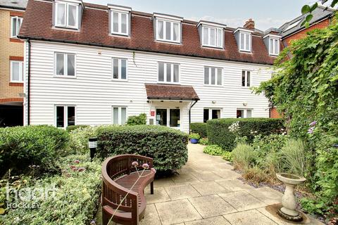 1 bedroom flat for sale, Roche Close, Rochford