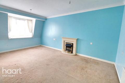 1 bedroom flat for sale, Roche Close, Rochford