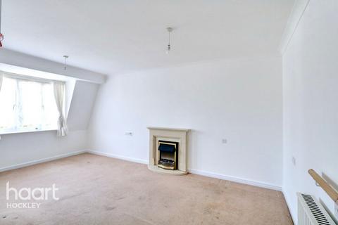1 bedroom flat for sale, Roche Close, Rochford