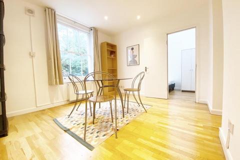 1 bedroom flat to rent, Belsize Road, South Hampstead