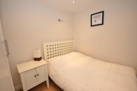 1 bedroom apartment to rent, North Road, Wimbledon SW19