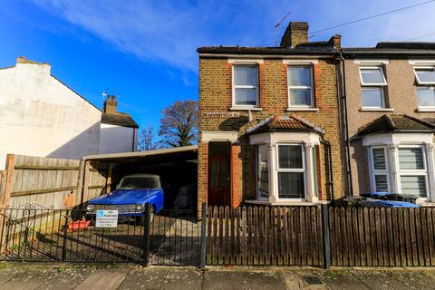 3 bedroom end of terrace house for sale, Beaconsfield Road, EN3