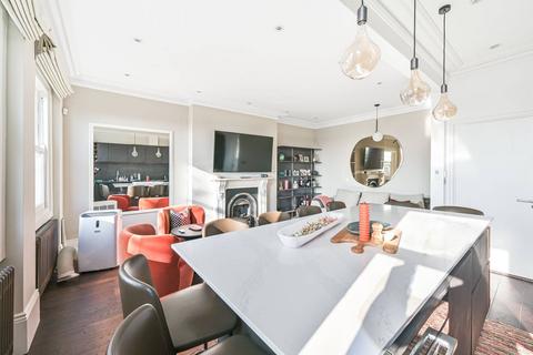 4 bedroom flat to rent, Fellows Road, Swiss Cottage, London, NW3